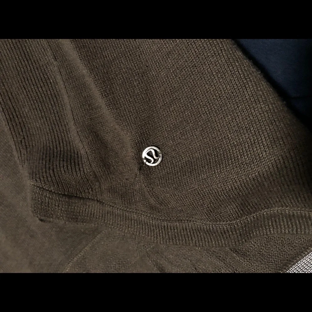 LuluLemon Sunshine Coast cashmere blend Knit Be Bold Sweater Green Medium - Picture 4 of 7